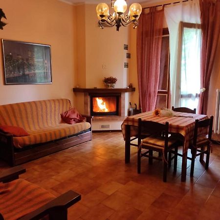 Appartamento Con Camino Maggio 外观 照片