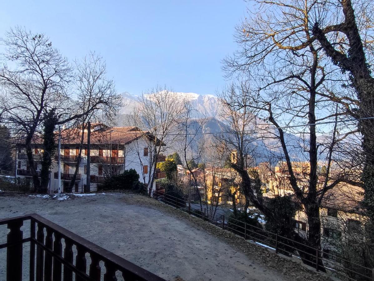 Appartamento Con Camino Maggio 外观 照片